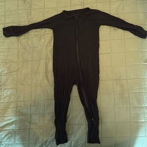 Little sleepies solid black 6-12 month zippie